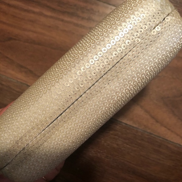 Donna Karan clutch - Picture 6 of 8